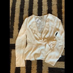 Forever21 contemporary cream top